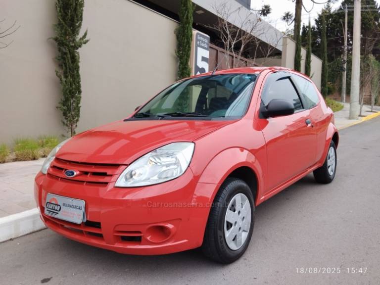 FORD - KA - 2008/2009 - Vermelha - R$ 20.500,00