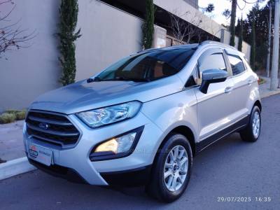 FORD - ECOSPORT - 2017/2018 - Prata - R$ 69.000,00