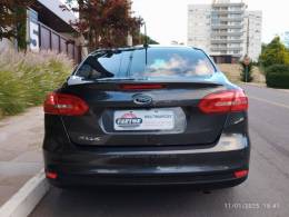 FORD - FOCUS - 2018/2018 - Cinza - R$ 65.000,00