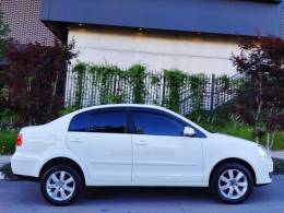 VOLKSWAGEN - POLO SEDAN - 2011/2011 - Branca - R$ 37.500,00