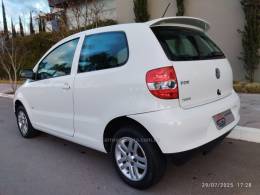 VOLKSWAGEN - FOX - 2009/2010 - Branca - R$ 23.000,00