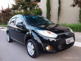 FORD - FIESTA - 2013/2014 - Preta - R$ 37.900,00