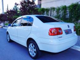 VOLKSWAGEN - POLO SEDAN - 2011/2011 - Branca - R$ 37.500,00