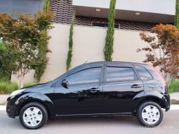 FORD - FIESTA - 2013/2014 - Preta - R$ 37.900,00