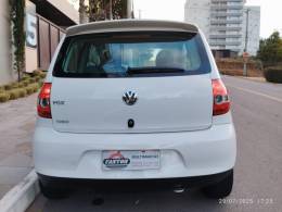 VOLKSWAGEN - FOX - 2009/2010 - Branca - R$ 23.000,00