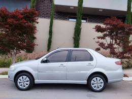 FIAT - SIENA - 2010/2011 - Prata - R$ 32.500,00