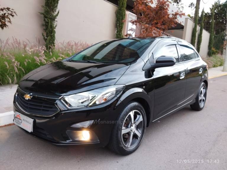 CHEVROLET - ONIX - 2019/2019 - Preta - R$ 69.900,00