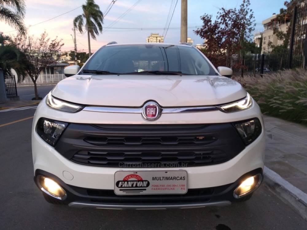 FIAT - TORO - 2018/2019 - Branca - R$ 119.900,00 - Auto Place Veículos