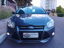 FORD - FOCUS - 2014/2015 - Cinza - R$ 55.000,00