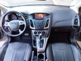 FORD - FOCUS - 2014/2015 - Cinza - R$ 55.000,00