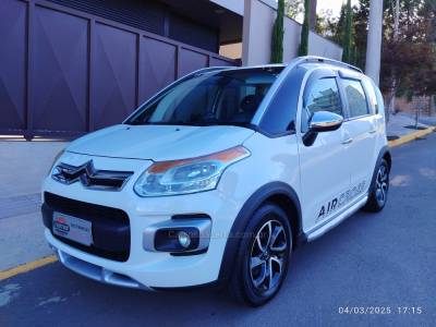 CITROËN - C3 AIRCROSS - 2011/2012 - Branca - R$ 38.000,00