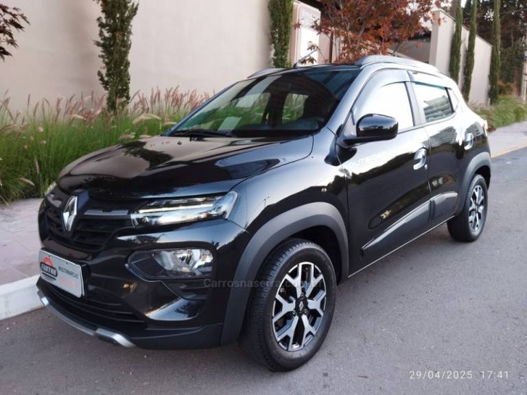 RENAULT - KWID - 2022/2023 - Preta - R$ 61.000,00