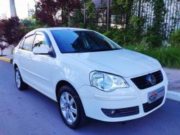 VOLKSWAGEN - POLO SEDAN - 2011/2011 - Branca - R$ 37.500,00