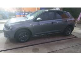 VOLKSWAGEN - POLO - 2017/2018 - Cinza - R$ 63.000,00