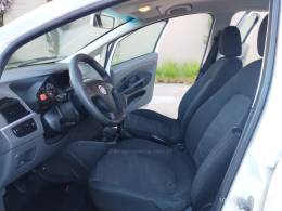 FIAT - PUNTO - 2011/2012 - Branca - R$ 36.500,00