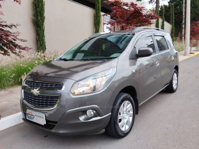 CHEVROLET - SPIN - 2013/2013 - Cinza - R$ 54.000,00