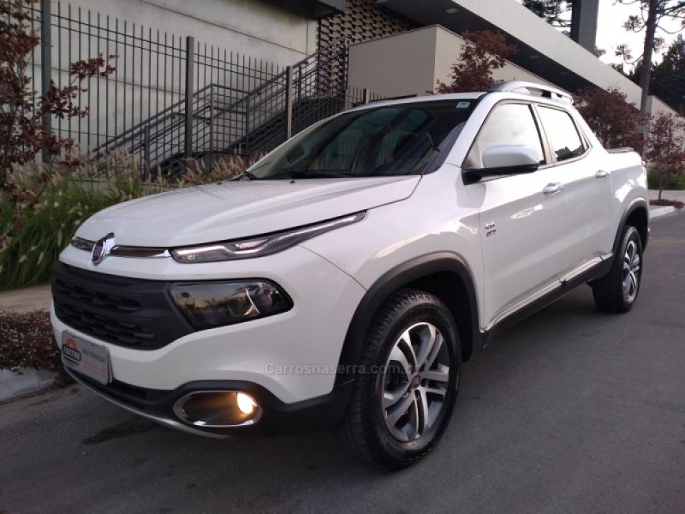 FIAT - TORO - 2018/2019 - Branca - R$ 119.900,00 - Auto Place Veículos