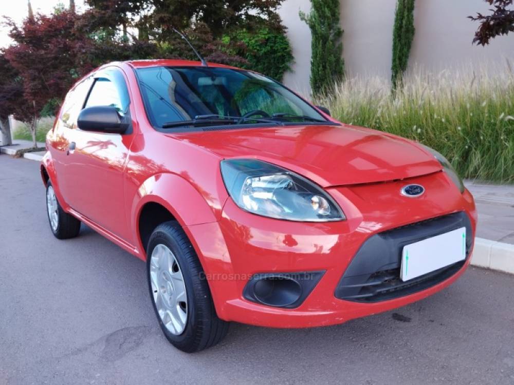 FORD - KA - 2012/2013 - Vermelha - R$ 28.500,00